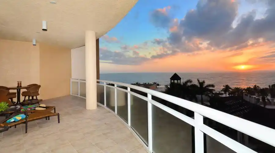 1300 Benjamin Franklin Drive #603,Sarasota,Florida 34236,United States,4 Bedrooms Bedrooms,6 Rooms Rooms,3 BathroomsBathrooms,Residential,The Beach Residences,Benjamin Franklin Drive #603,6,192744