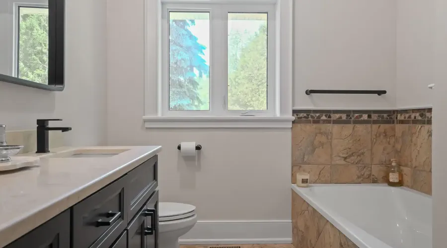 137122 Grey Road #12, Meaford, Ontario, N4L 1W5, Canada, 3 Bedrooms Bedrooms, ,4 BathroomsBathrooms,Residential,For Sale,1971811