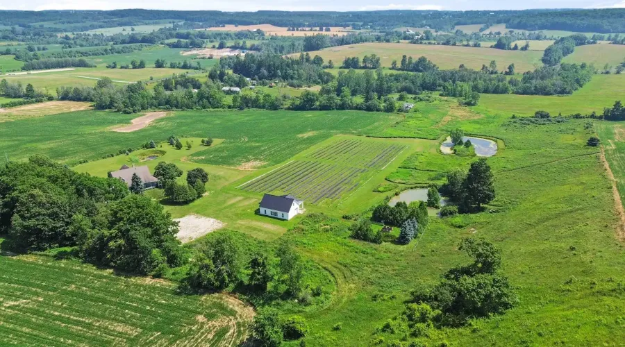 137122 Grey Road #12, Meaford, Ontario, N4L 1W5, Canada, 3 Bedrooms Bedrooms, ,4 BathroomsBathrooms,Residential,For Sale,1971811