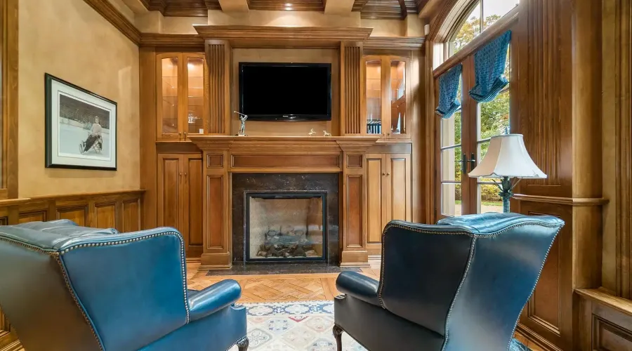 1343 Blythe Road, Mississauga, Ontario, L5H 2C2, Canada, 5 Bedrooms Bedrooms, ,10 BathroomsBathrooms,Residential,For Sale,1984533