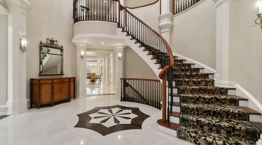 1343 Blythe Road, Mississauga, Ontario, L5H 2C2, Canada, 5 Bedrooms Bedrooms, ,10 BathroomsBathrooms,Residential,For Sale,1984533