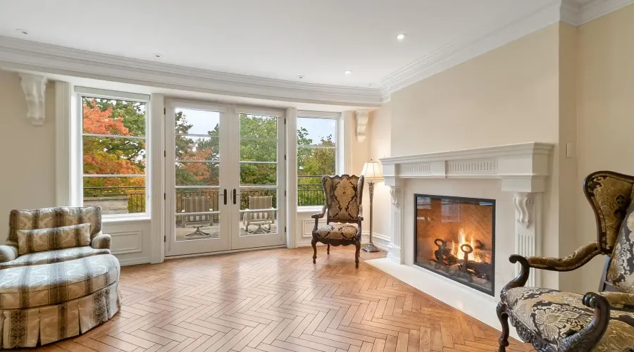 1343 Blythe Road, Mississauga, Ontario, L5H 2C2, Canada, 5 Bedrooms Bedrooms, ,10 BathroomsBathrooms,Residential,For Sale,1984533