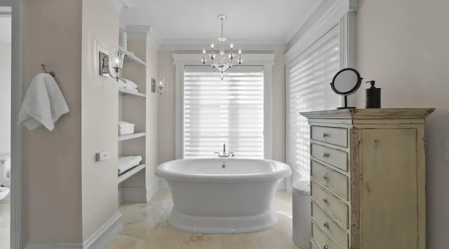 1343 Blythe Road, Mississauga, Ontario, L5H 2C2, Canada, 5 Bedrooms Bedrooms, ,10 BathroomsBathrooms,Residential,For Sale,1984533