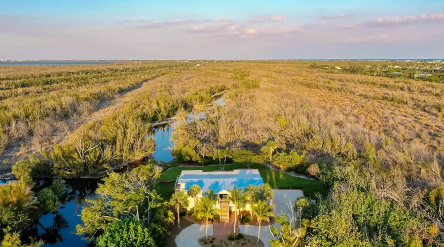 716 Rabbit Road, Sanibel, Florida, 33957, United States, 3 Bedrooms Bedrooms, 10 Rooms Rooms,2 BathroomsBathrooms,Residential,For Sale,Rabbit,1985888