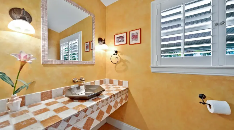 716 Rabbit Road, Sanibel, Florida, 33957, United States, 3 Bedrooms Bedrooms, 10 Rooms Rooms,2 BathroomsBathrooms,Residential,For Sale,Rabbit,1985888