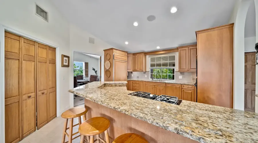 716 Rabbit Road, Sanibel, Florida, 33957, United States, 3 Bedrooms Bedrooms, 10 Rooms Rooms,2 BathroomsBathrooms,Residential,For Sale,Rabbit,1985888