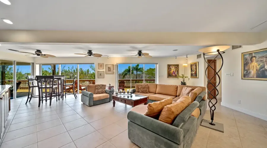 716 Rabbit Road, Sanibel, Florida, 33957, United States, 3 Bedrooms Bedrooms, 10 Rooms Rooms,2 BathroomsBathrooms,Residential,For Sale,Rabbit,1985888