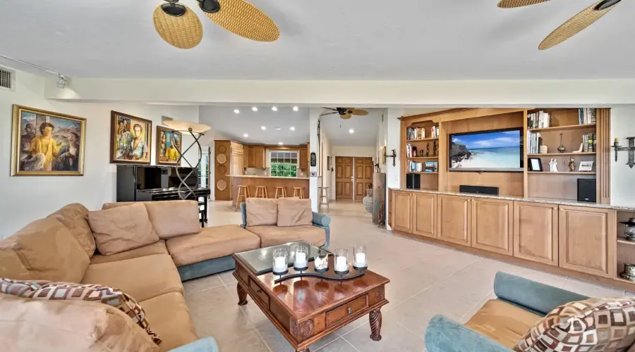 716 Rabbit Road, Sanibel, Florida, 33957, United States, 3 Bedrooms Bedrooms, 10 Rooms Rooms,2 BathroomsBathrooms,Residential,For Sale,Rabbit,1985888