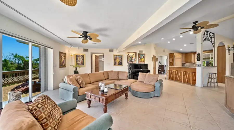 716 Rabbit Road, Sanibel, Florida, 33957, United States, 3 Bedrooms Bedrooms, 10 Rooms Rooms,2 BathroomsBathrooms,Residential,For Sale,Rabbit,1985888