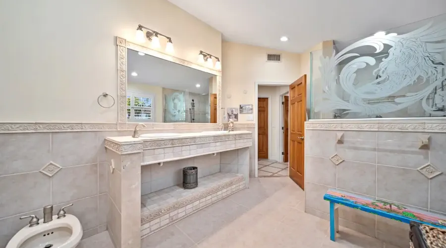 716 Rabbit Road, Sanibel, Florida, 33957, United States, 3 Bedrooms Bedrooms, 10 Rooms Rooms,2 BathroomsBathrooms,Residential,For Sale,Rabbit,1985888