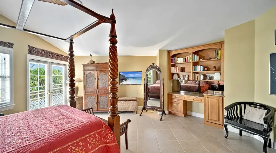 716 Rabbit Road, Sanibel, Florida, 33957, United States, 3 Bedrooms Bedrooms, 10 Rooms Rooms,2 BathroomsBathrooms,Residential,For Sale,Rabbit,1985888