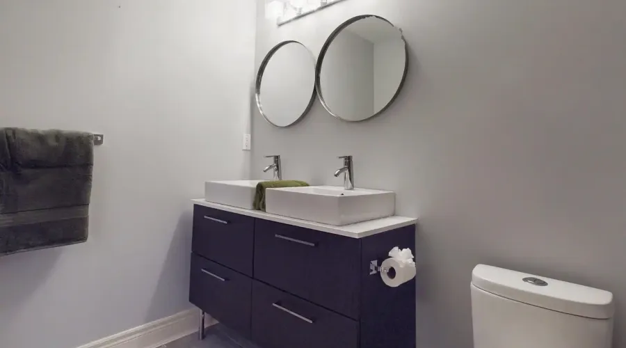 37 Tucker Crt, Aurora, Ontario, Canada, 3 Bedrooms Bedrooms, 8 Rooms Rooms,5 BathroomsBathrooms,Townhouse,For Sale,Tucker,1986923