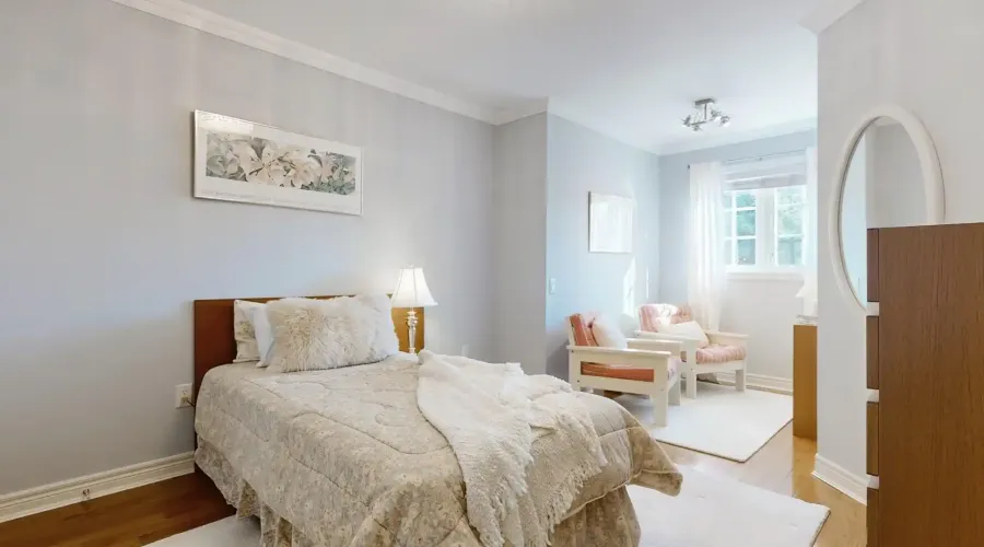 37 Tucker Crt, Aurora, Ontario, Canada, 3 Bedrooms Bedrooms, 8 Rooms Rooms,5 BathroomsBathrooms,Townhouse,For Sale,Tucker,1986923