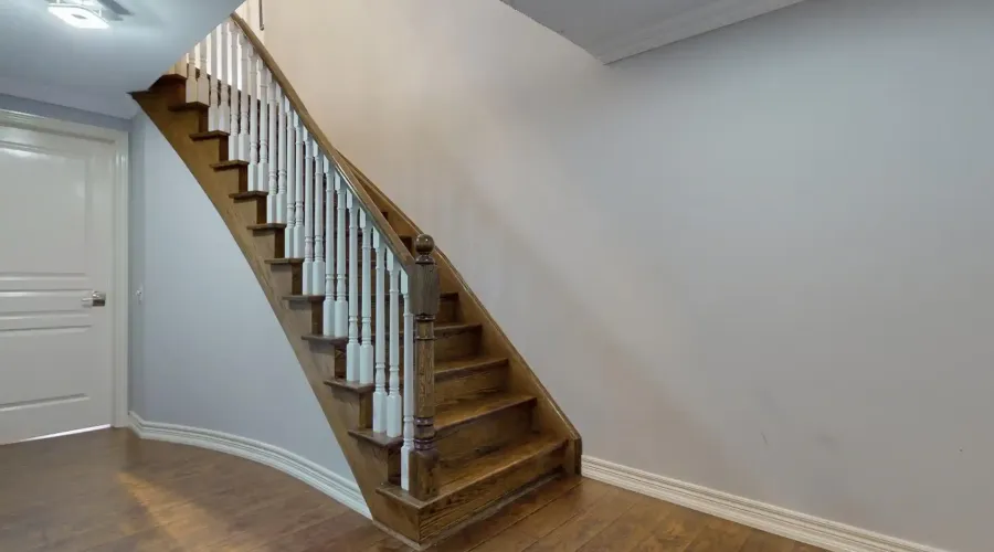 37 Tucker Crt, Aurora, Ontario, Canada, 3 Bedrooms Bedrooms, 8 Rooms Rooms,5 BathroomsBathrooms,Townhouse,For Sale,Tucker,1986923