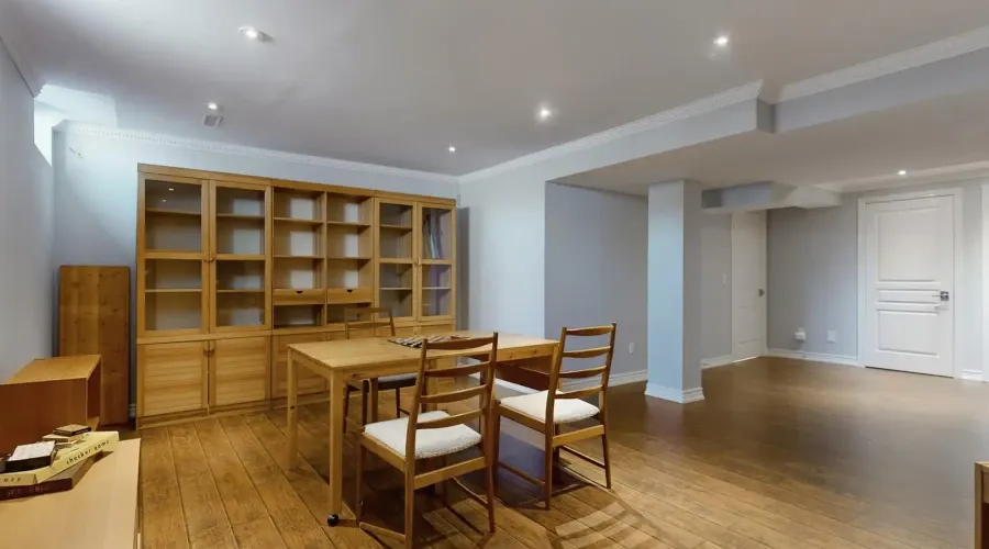 37 Tucker Crt, Aurora, Ontario, Canada, 3 Bedrooms Bedrooms, 8 Rooms Rooms,5 BathroomsBathrooms,Townhouse,For Sale,Tucker,1986923