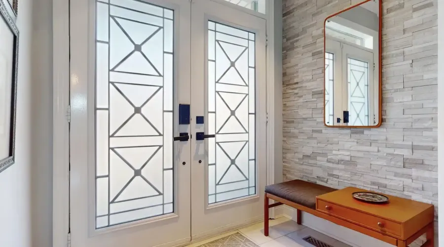 37 Tucker Crt, Aurora, Ontario, Canada, 3 Bedrooms Bedrooms, 8 Rooms Rooms,5 BathroomsBathrooms,Townhouse,For Sale,Tucker,1986923