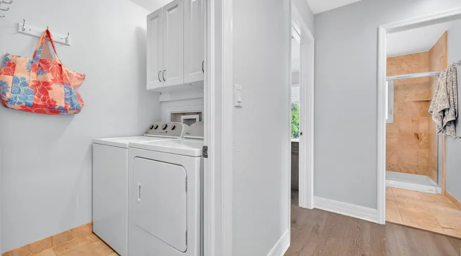 3311 Twin Lakes Lane, Sanibel, Florida, 33957, United States, 3 Bedrooms Bedrooms, 9 Rooms Rooms,3 BathroomsBathrooms,Residential,For Sale,Twin Lakes,1987276