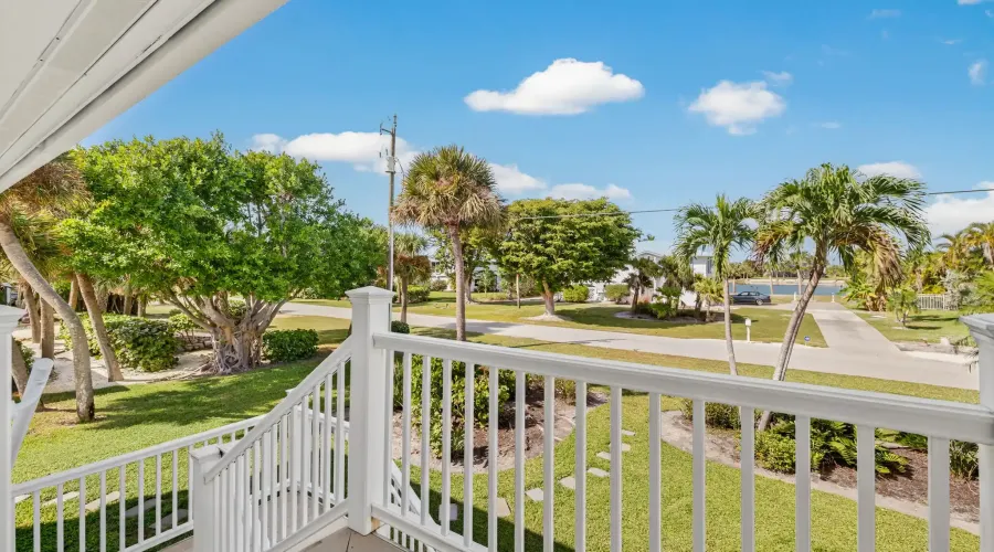 3311 Twin Lakes Lane, Sanibel, Florida, 33957, United States, 3 Bedrooms Bedrooms, 9 Rooms Rooms,3 BathroomsBathrooms,Residential,For Sale,Twin Lakes,1987276