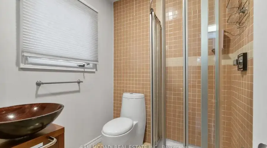 988 Tennyson Avenue, Mississauga, Ontario, L5H 2Z1, Canada, 4 Bedrooms Bedrooms, ,5 BathroomsBathrooms,Residential,For Sale,988 Tennyson Avenue,1988793