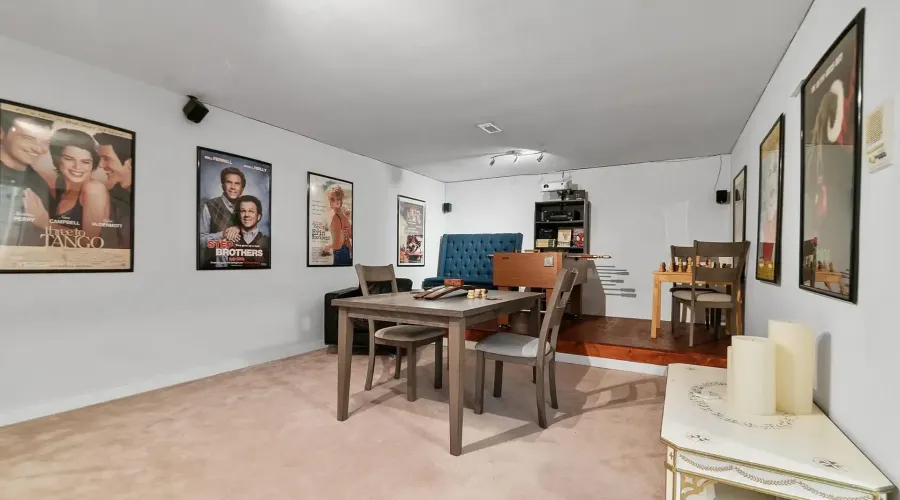 988 Tennyson Avenue, Mississauga, Ontario, L5H 2Z1, Canada, 4 Bedrooms Bedrooms, ,5 BathroomsBathrooms,Residential,For Sale,988 Tennyson Avenue,1988793