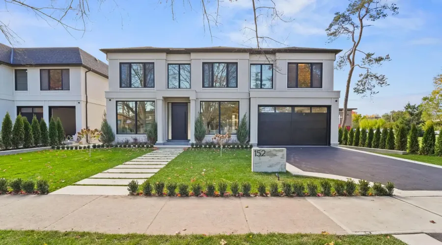 152 Third Line, Oakville, Ontario, L6L 3Z8, Canada, 4 Bedrooms Bedrooms, ,6 BathroomsBathrooms,Residential,For Sale,1989798