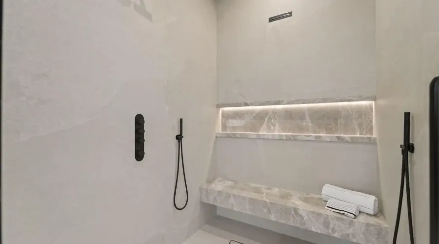 152 Third Line, Oakville, Ontario, L6L 3Z8, Canada, 4 Bedrooms Bedrooms, ,6 BathroomsBathrooms,Residential,For Sale,1989798