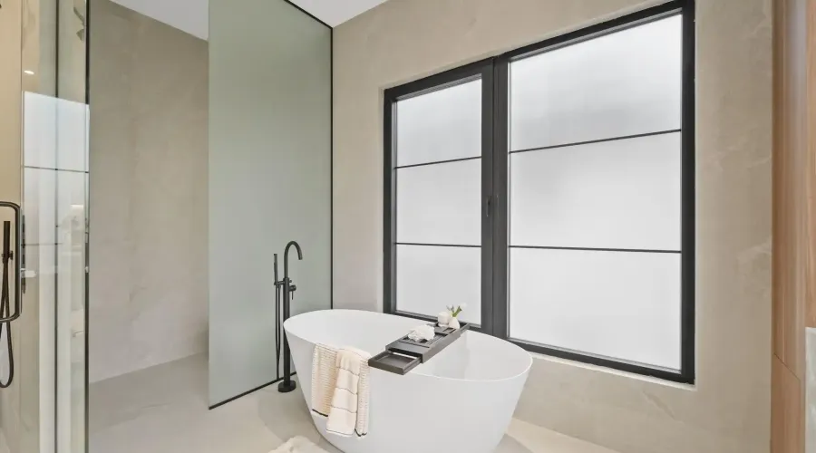 152 Third Line, Oakville, Ontario, L6L 3Z8, Canada, 4 Bedrooms Bedrooms, ,6 BathroomsBathrooms,Residential,For Sale,1989798