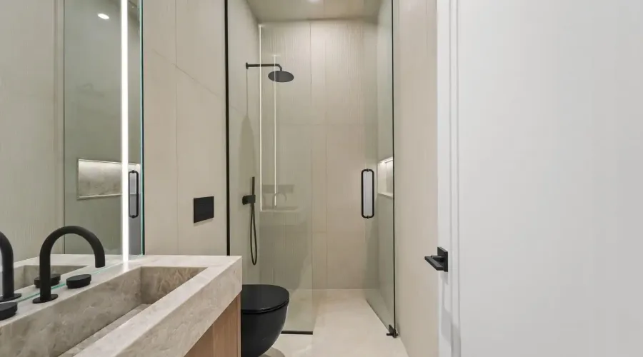 152 Third Line, Oakville, Ontario, L6L 3Z8, Canada, 4 Bedrooms Bedrooms, ,6 BathroomsBathrooms,Residential,For Sale,1989798