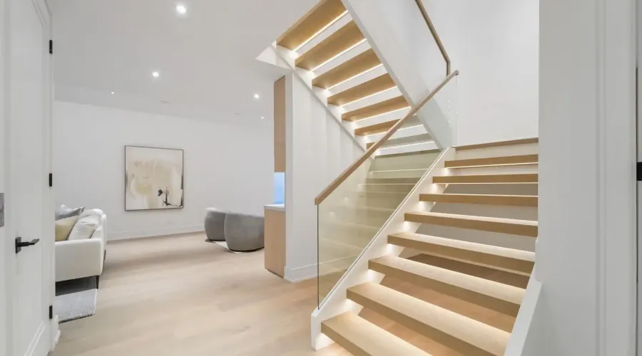 152 Third Line, Oakville, Ontario, L6L 3Z8, Canada, 4 Bedrooms Bedrooms, ,6 BathroomsBathrooms,Residential,For Sale,1989798