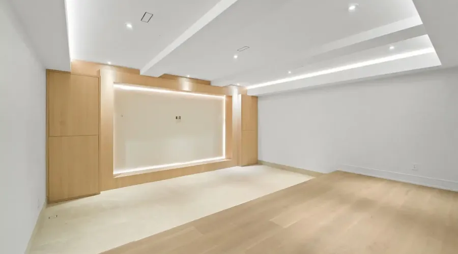 152 Third Line, Oakville, Ontario, L6L 3Z8, Canada, 4 Bedrooms Bedrooms, ,6 BathroomsBathrooms,Residential,For Sale,1989798