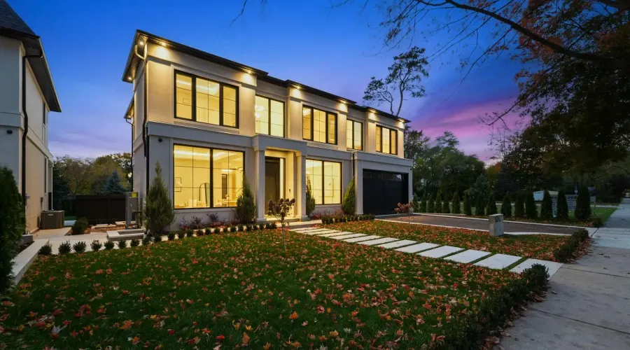 152 Third Line, Oakville, Ontario, L6L 3Z8, Canada, 4 Bedrooms Bedrooms, ,6 BathroomsBathrooms,Residential,For Sale,1989798