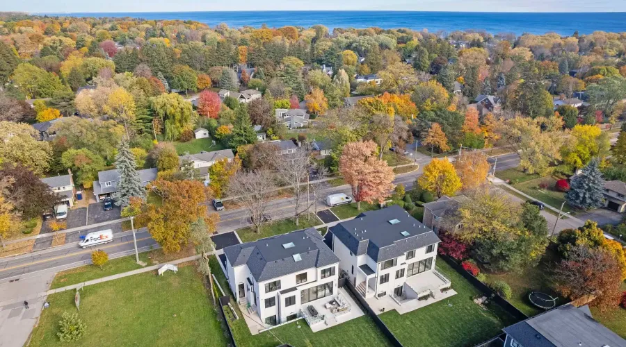 152 Third Line, Oakville, Ontario, L6L 3Z8, Canada, 4 Bedrooms Bedrooms, ,6 BathroomsBathrooms,Residential,For Sale,1989798