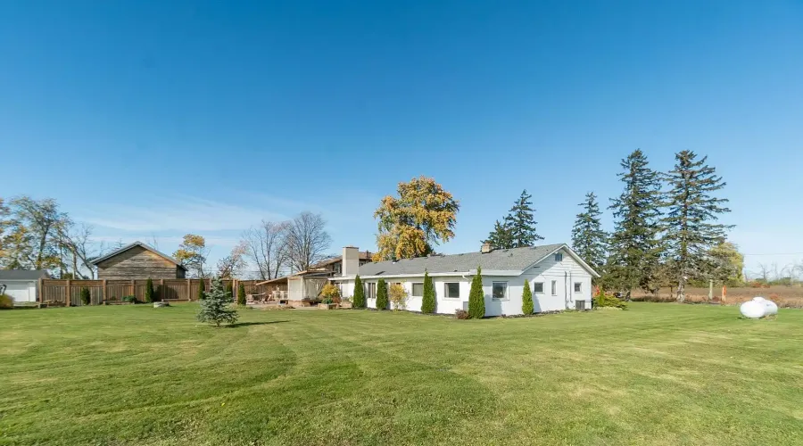 5784 & 9920 Fourth Line & Britannia Rd, Milton, Ontario, L9T 2X8, Canada, 4 Bedrooms Bedrooms, ,4 BathroomsBathrooms,Residential,For Sale,1989799