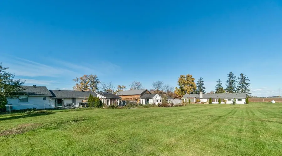 5784 & 9920 Fourth Line & Britannia Rd, Milton, Ontario, L9T 2X8, Canada, 4 Bedrooms Bedrooms, ,4 BathroomsBathrooms,Residential,For Sale,1989799