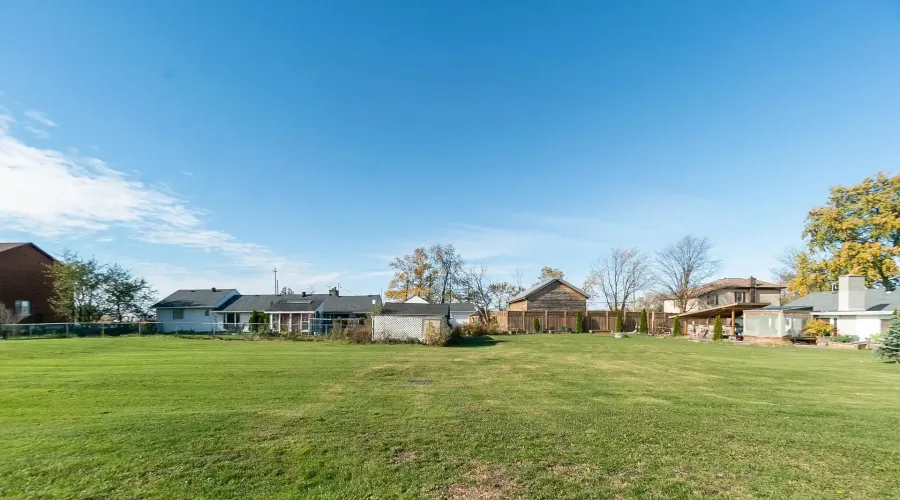 5784 & 9920 Fourth Line & Britannia Rd, Milton, Ontario, L9T 2X8, Canada, 4 Bedrooms Bedrooms, ,4 BathroomsBathrooms,Residential,For Sale,1989799