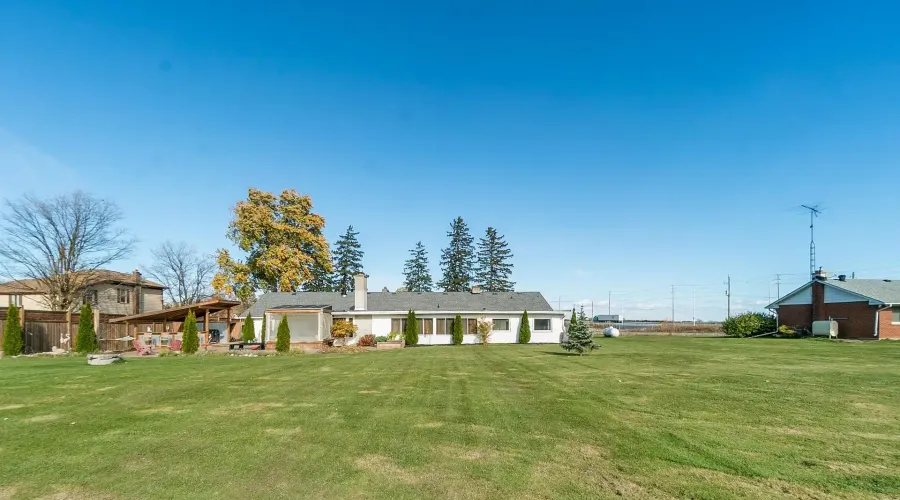 5784 & 9920 Fourth Line & Britannia Rd, Milton, Ontario, L9T 2X8, Canada, 4 Bedrooms Bedrooms, ,4 BathroomsBathrooms,Residential,For Sale,1989799