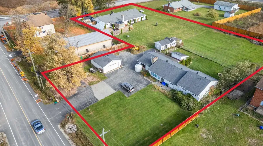 5784 & 9920 Fourth Line & Britannia Rd, Milton, Ontario, L9T 2X8, Canada, 4 Bedrooms Bedrooms, ,4 BathroomsBathrooms,Residential,For Sale,1989799