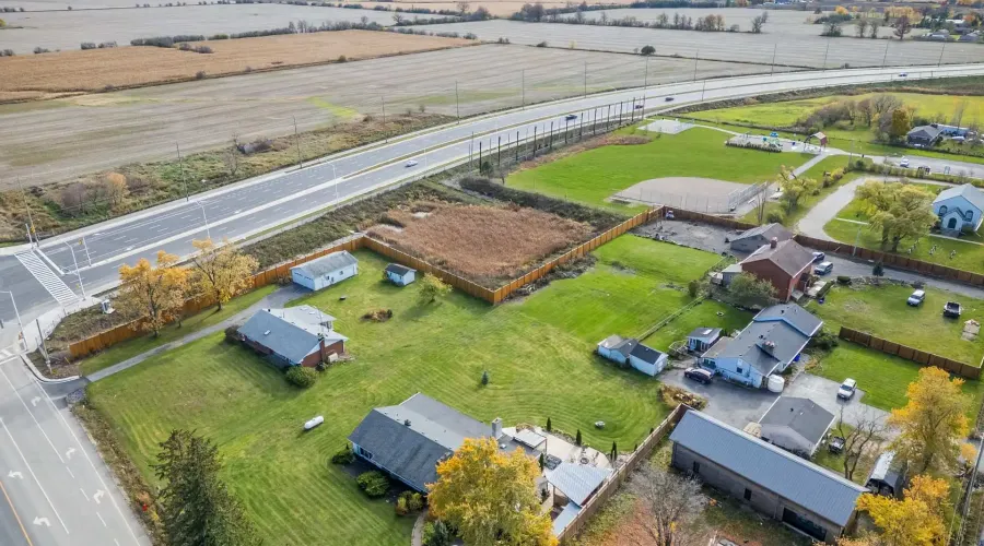 5784 & 9920 Fourth Line & Britannia Rd, Milton, Ontario, L9T 2X8, Canada, 4 Bedrooms Bedrooms, ,4 BathroomsBathrooms,Residential,For Sale,1989799