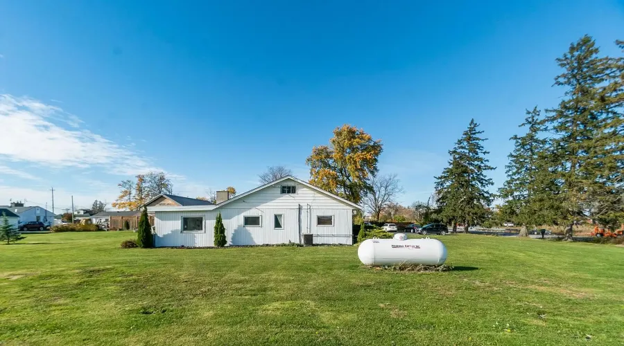 5784 & 9920 Fourth Line & Britannia Rd, Milton, Ontario, L9T 2X8, Canada, 4 Bedrooms Bedrooms, ,4 BathroomsBathrooms,Residential,For Sale,1989799