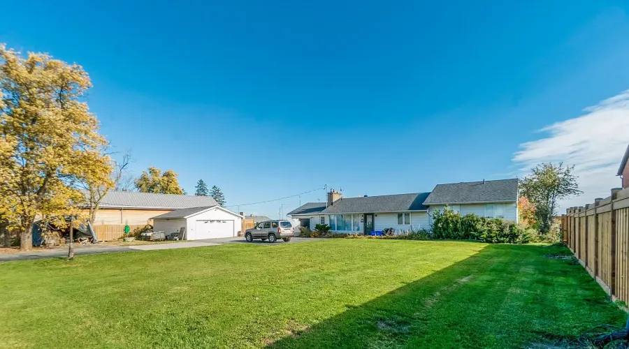 5784 & 9920 Fourth Line & Britannia Rd, Milton, Ontario, L9T 2X8, Canada, 4 Bedrooms Bedrooms, ,4 BathroomsBathrooms,Residential,For Sale,1989799