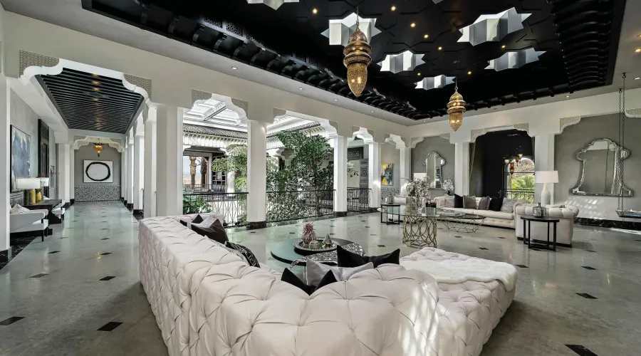 California, United States, 5 Bedrooms Bedrooms, ,7 BathroomsBathrooms,Residential,For Sale,1990053