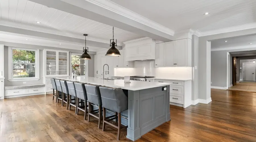 2552 Jarvis Street, Mississauga, Ontario, L5C 2P6, Canada, 6 Bedrooms Bedrooms, ,6 BathroomsBathrooms,Residential,For Sale,1990365