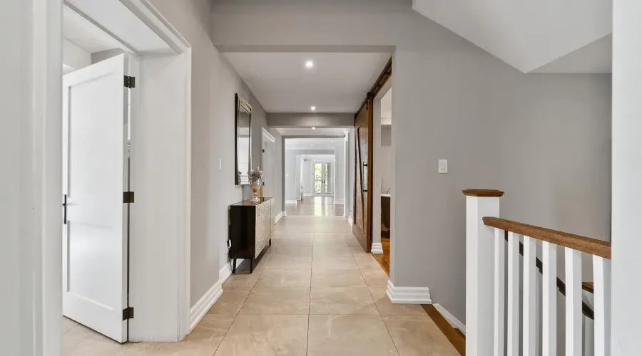 2552 Jarvis Street, Mississauga, Ontario, L5C 2P6, Canada, 6 Bedrooms Bedrooms, ,6 BathroomsBathrooms,Residential,For Sale,1990365