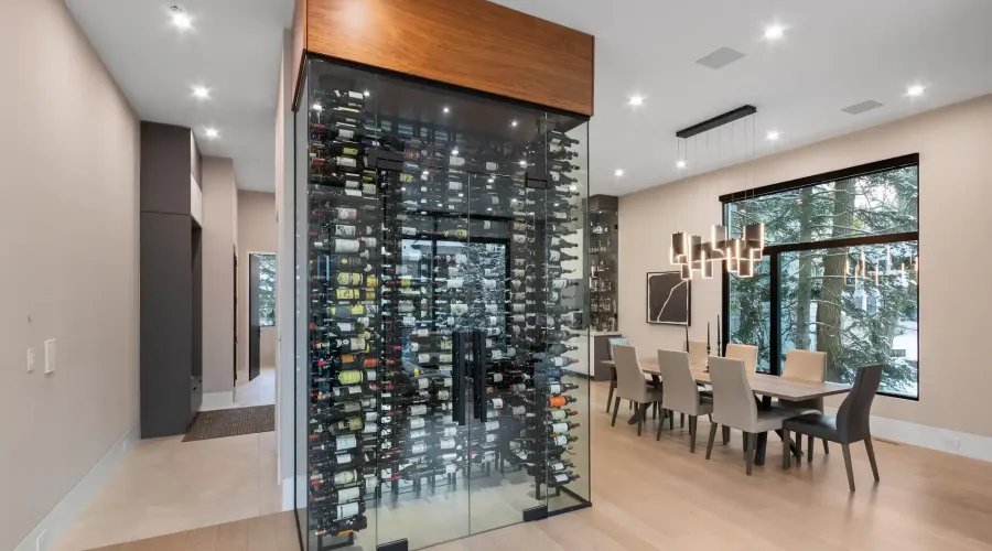 112 Elton Park Road, Oakville, Ontario, L6J 4C1, Canada, 4 Bedrooms Bedrooms, ,8 BathroomsBathrooms,Residential,For Sale,1990366