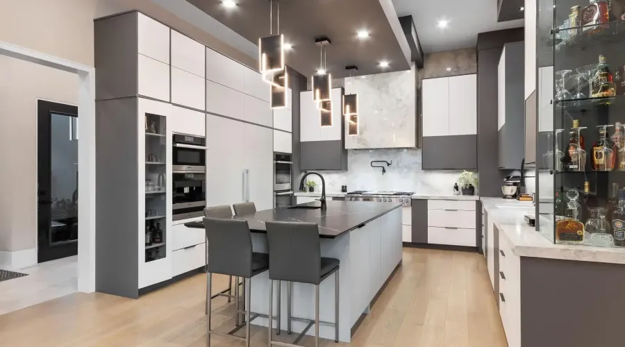 112 Elton Park Road, Oakville, Ontario, L6J 4C1, Canada, 4 Bedrooms Bedrooms, ,8 BathroomsBathrooms,Residential,For Sale,1990366