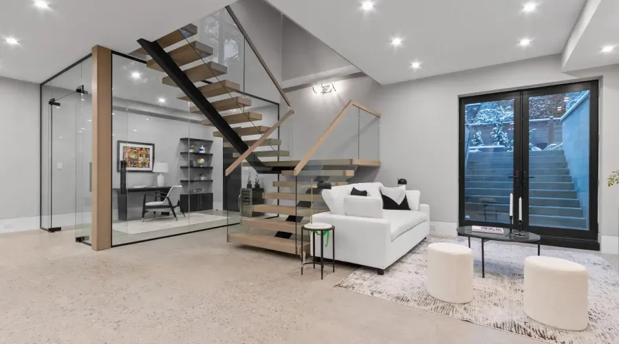 112 Elton Park Road, Oakville, Ontario, L6J 4C1, Canada, 4 Bedrooms Bedrooms, ,8 BathroomsBathrooms,Residential,For Sale,1990366