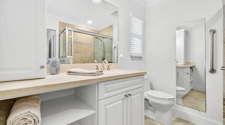 611 North Yachtsman Drive, Sanibel, Florida, 33957, United States, 3 Bedrooms Bedrooms, 9 Rooms Rooms,2 BathroomsBathrooms,Residential,For Sale,North Yachtsman,1994848