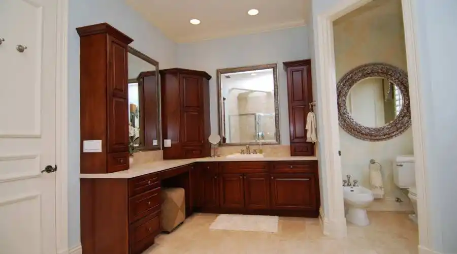 Treasure Cay Drive,Treasure Cay,Bahamas,4 Bedrooms Bedrooms,8 Rooms Rooms,4 BathroomsBathrooms,Residential,Casa Bella,Treasure Cay Drive,195040
