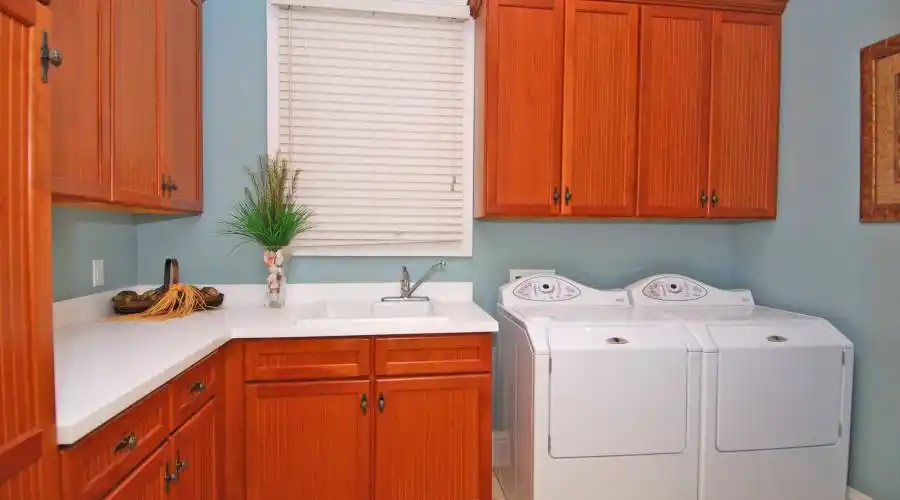 Treasure Cay Drive,Treasure Cay,Bahamas,4 Bedrooms Bedrooms,8 Rooms Rooms,4 BathroomsBathrooms,Residential,Casa Bella,Treasure Cay Drive,195040