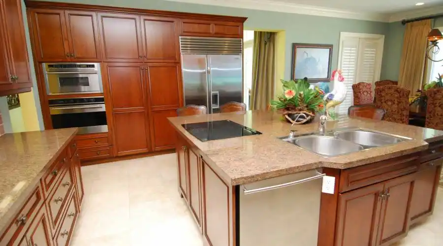 Treasure Cay Drive,Treasure Cay,Bahamas,4 Bedrooms Bedrooms,8 Rooms Rooms,4 BathroomsBathrooms,Residential,Casa Bella,Treasure Cay Drive,195040